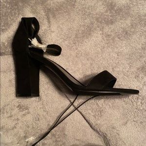 Brand new black heels